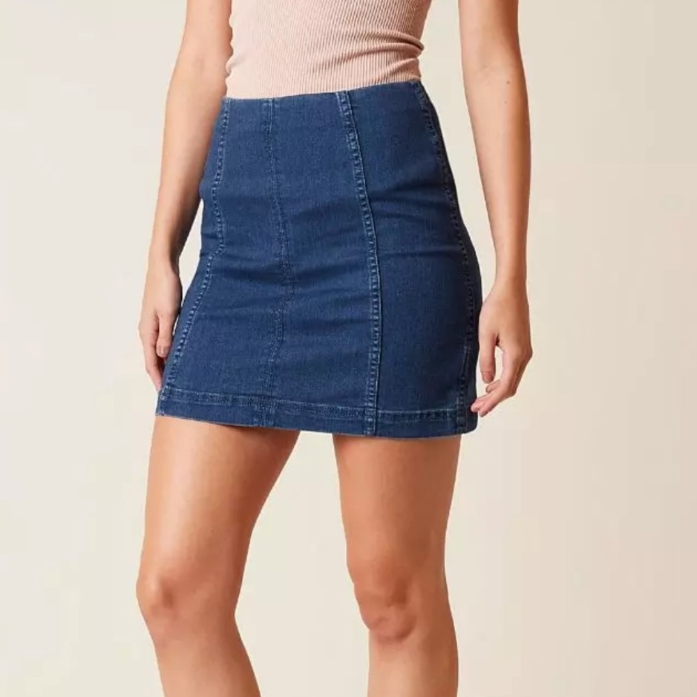 Free people modern femme denim stretch mini skirt size 2